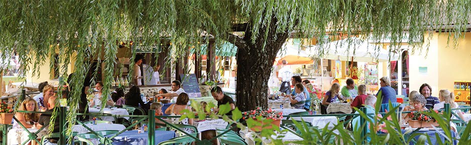 Genieten op het terras van het restaurant