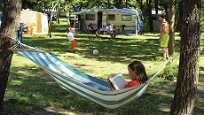 Kamperen aan de Ardèche Kamperen aan de Ardèche