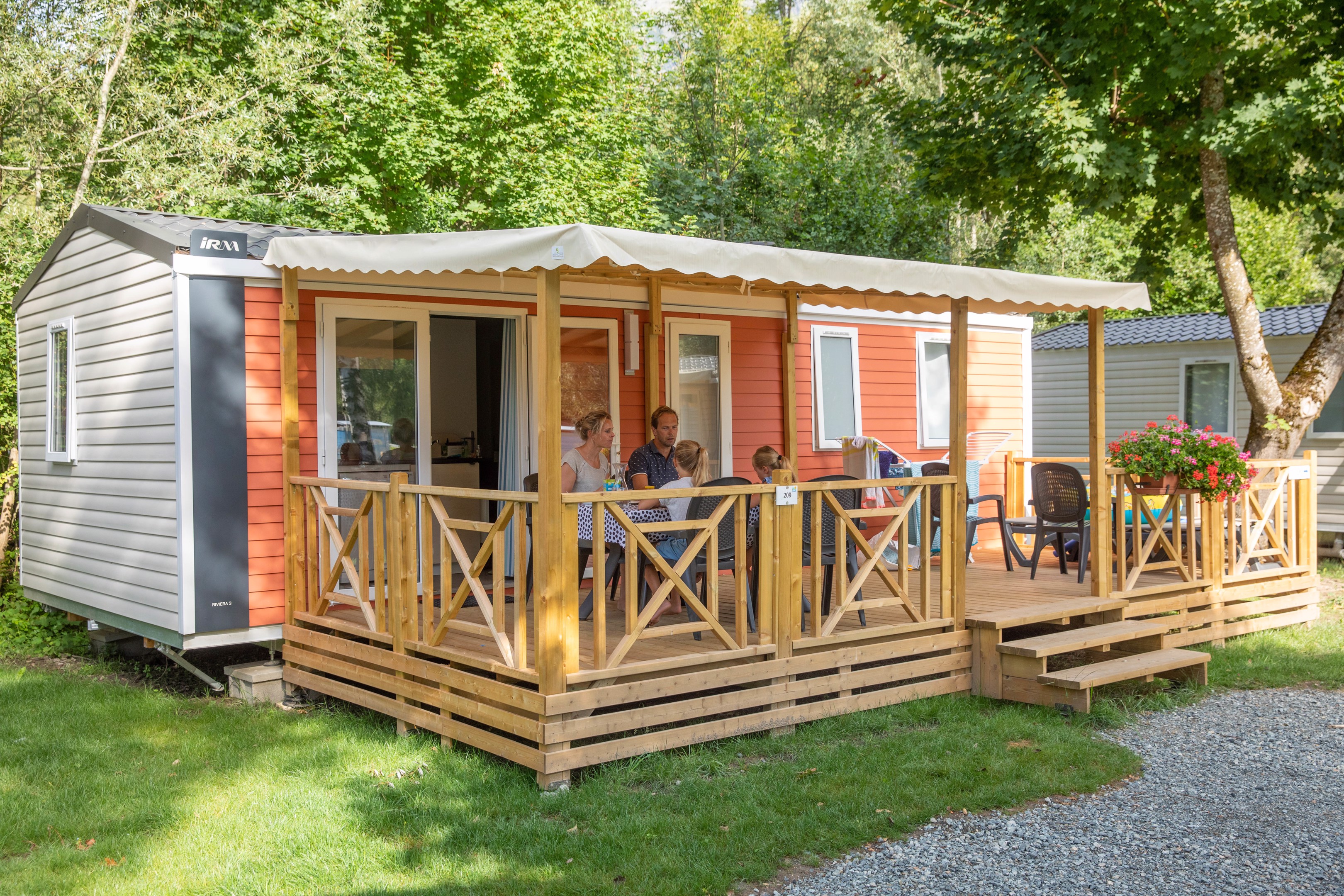 Mobil home Fourchu in Bourg d'Oisans - Isère, Frankrijk foto 4868565