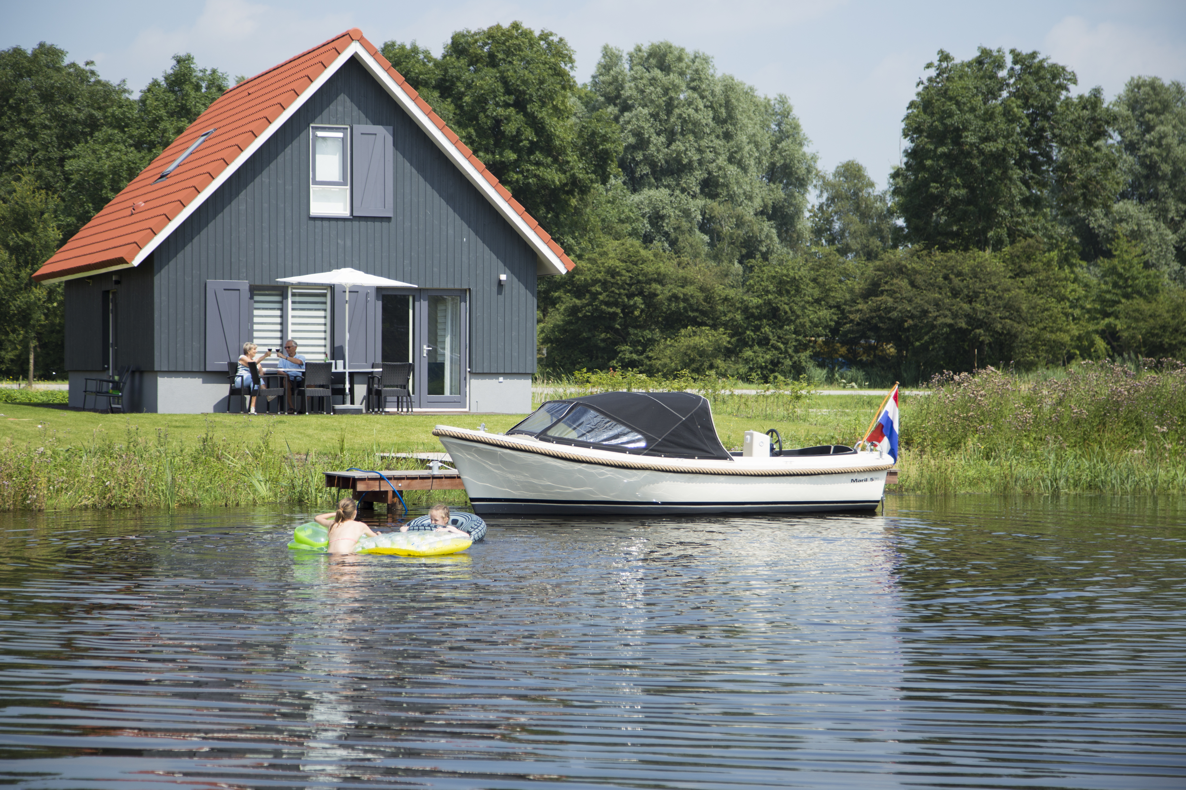 8p. Waterwoning de Zomertaling in Offingawier - Friesland, Nederland foto 223375